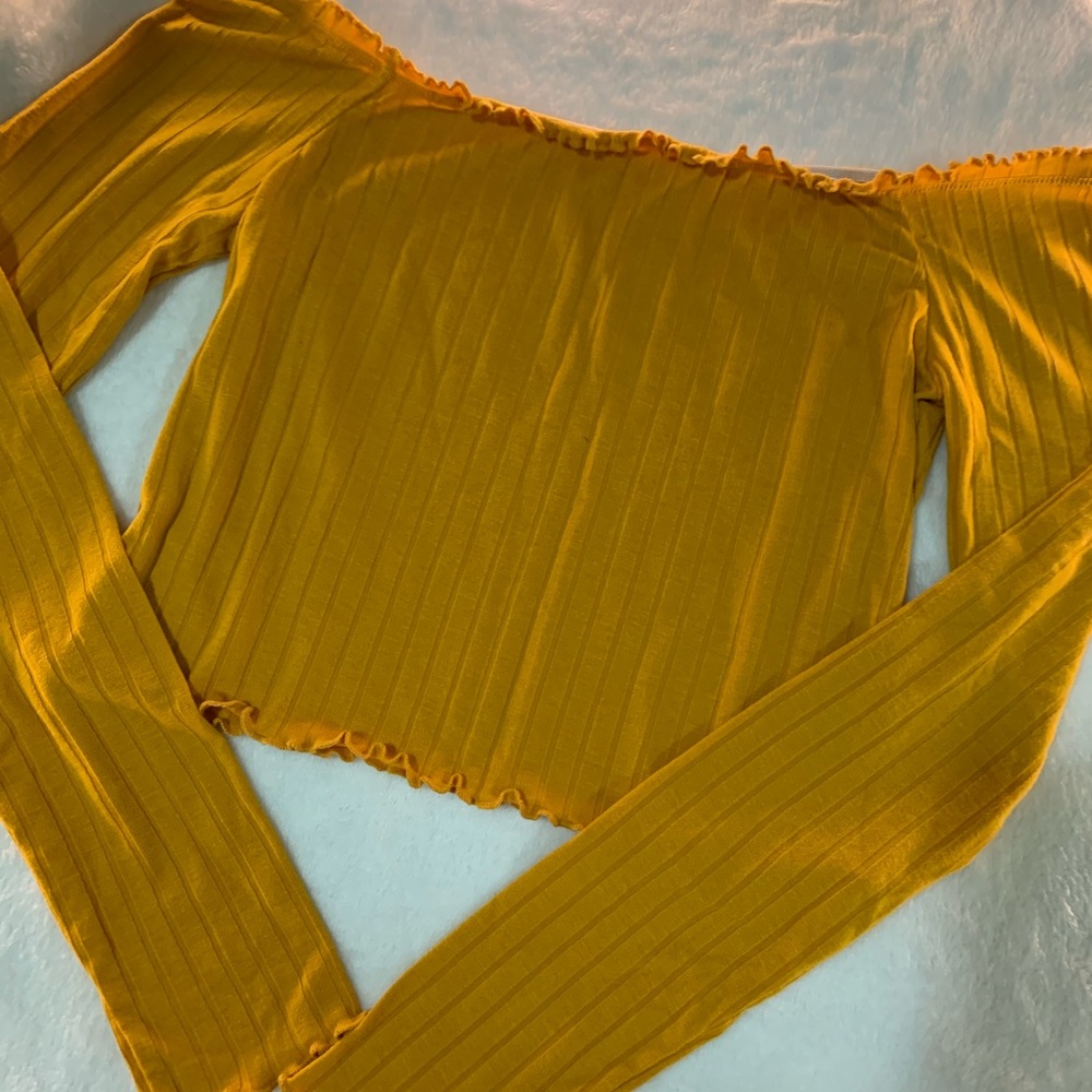 Yellow across the shoulder long sleeve